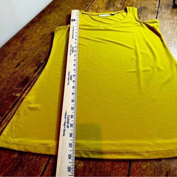 SUSAN GRAVER Tank V-Neck, Long, side slits, rich yellow-gold Size XXS - Picture 3 of 9